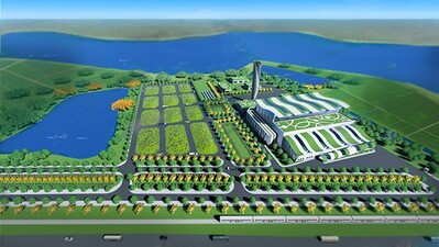 Tập đoàn Hòa Phát đang đề xuất triển khai 4 dự án điện mặt trời với tổng công suất khoảng 500 MW tại tỉnh Quảng Ngãi, nhằm tự chủ nguồn điện cho sản xuất thép và đáp ứng các tiêu chuẩn xuất khẩu xanh ngày càng khắt khe của thị trường quốc tế.