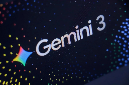 Sự ra mắt của Gemini 3 từ Google đang tạo ra áp lực cạnh tranh lớn trong thị trường trí tuệ nhân tạo, buộc OpenAI phải tăng tốc kế hoạch phát hành ChatGPT 5.2. Động thái này được cho là nhằm giảm thiểu tác động từ đối thủ và củng cố lại vị thế của ChatGPT trong cuộc đua AI toàn cầu.